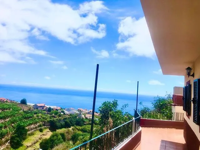 Casa Vista Mar -2 Bedrooms,fantastic Seaview Estreito da Calheta